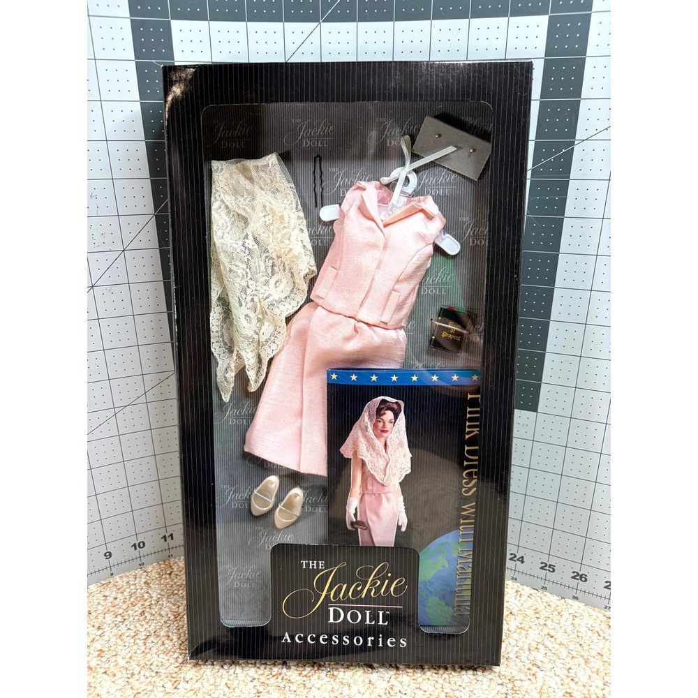 Franklin Mint The Jackie Doll Pink Dress with Mantilla Accessory Set NIB